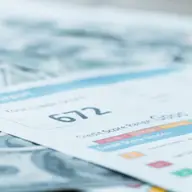 Cât de greu este să obții un credit cu istoric negativ și cum se poate eficientiza procesul?
